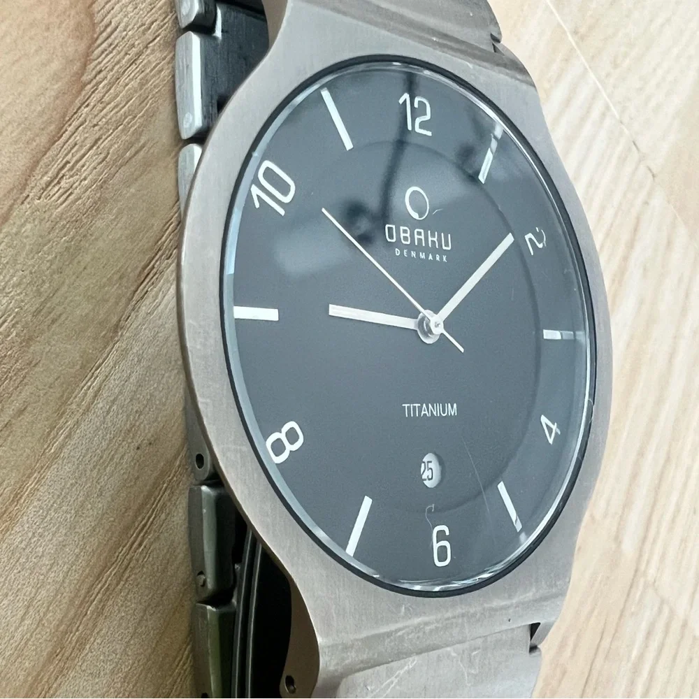 Obaku Denmark men’s all titanium dress watch NEW BATTERY